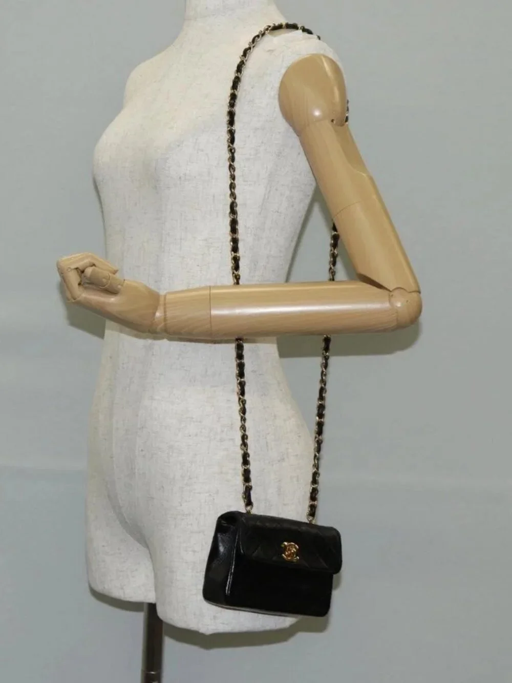 CHANEL Matelasse Chain Shoulder Bag Lamb Skin Black Gold CC Auth bs29080